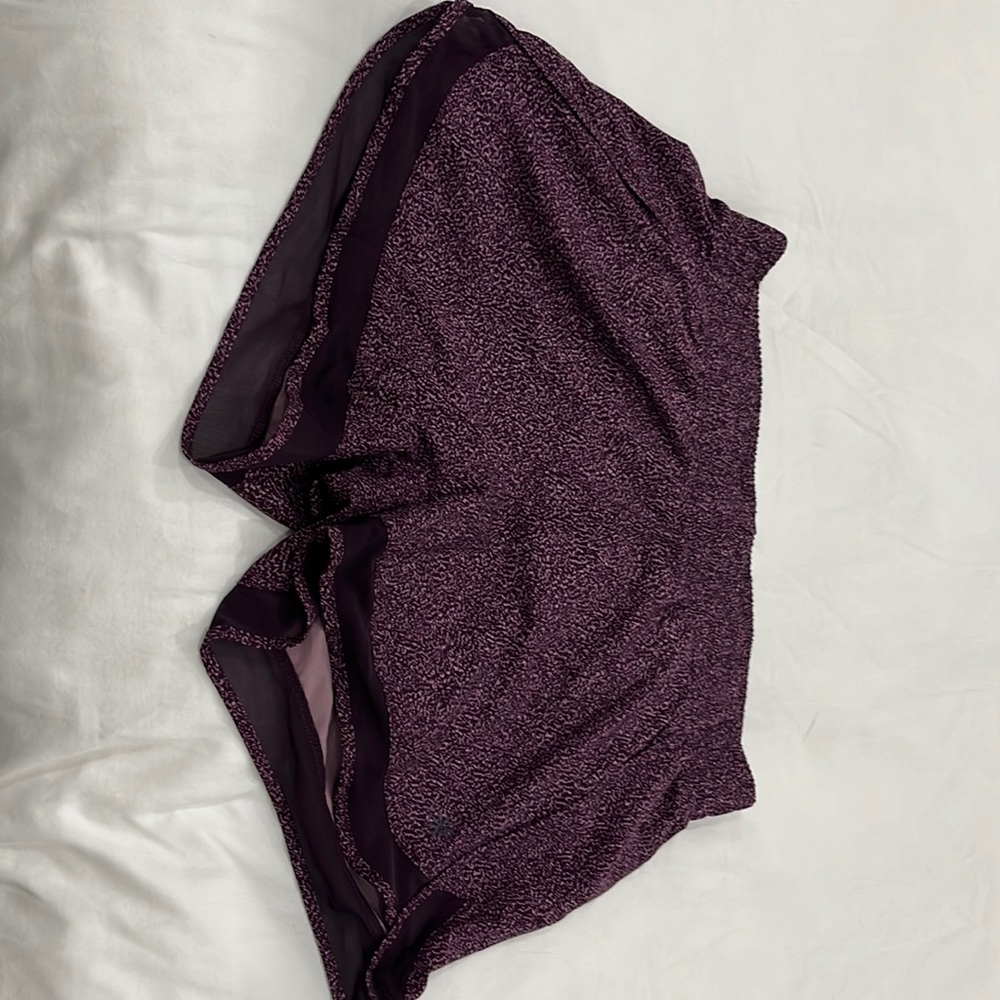 Athleta printed mesh racer run short 4”